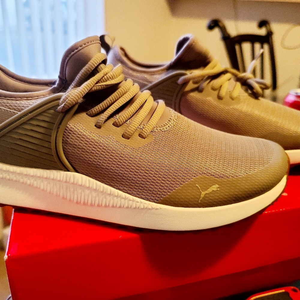 Puma Men 7 Women 8 -8.5